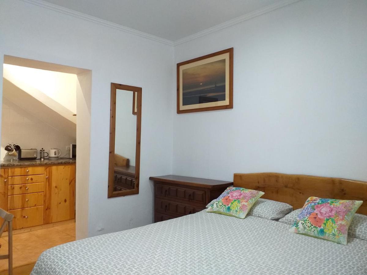 Nemo Studio Apartment Malaga Centre Buitenkant foto